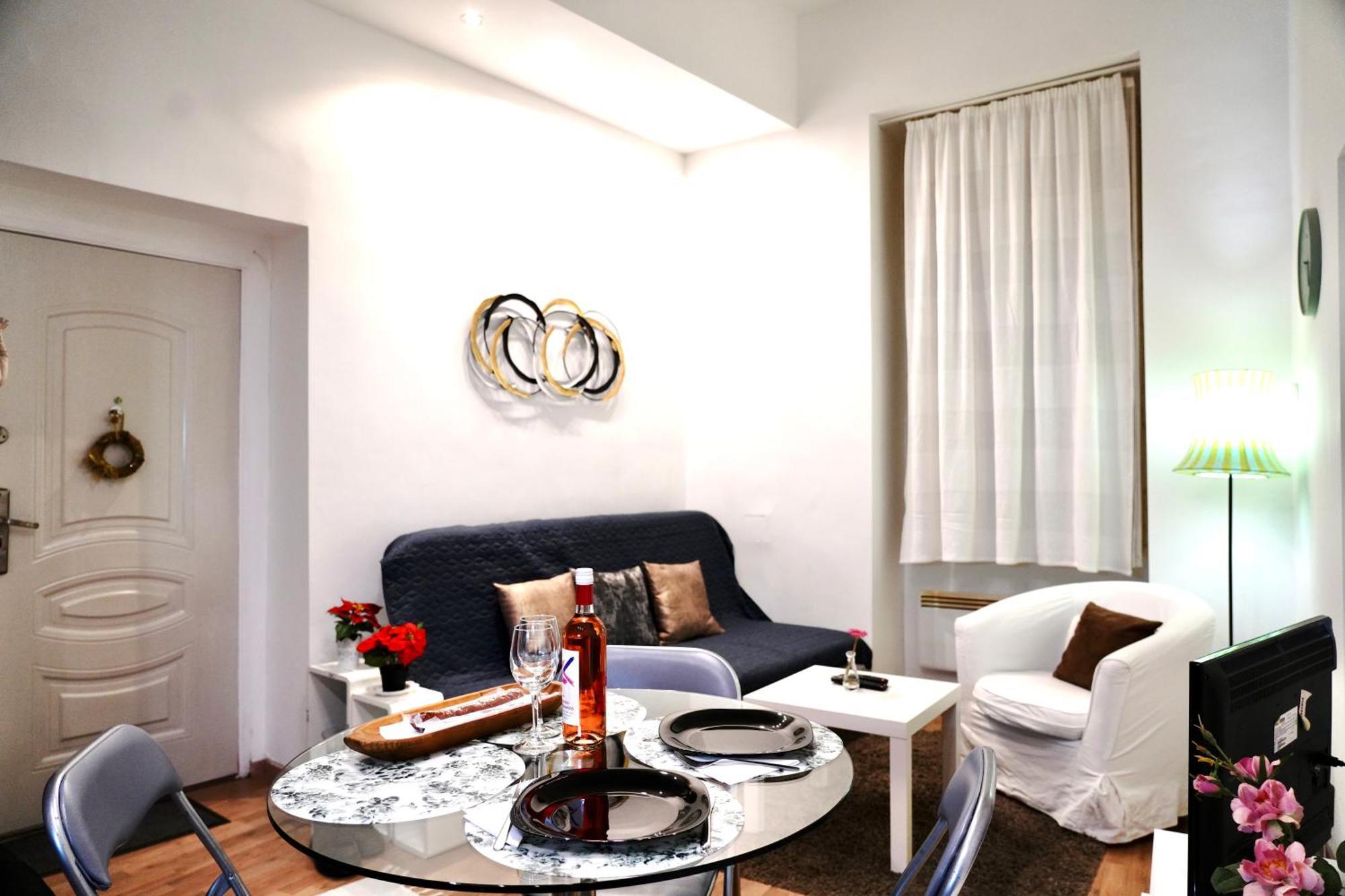 Blue Home In The Heart Of 부다페스트 외부 사진